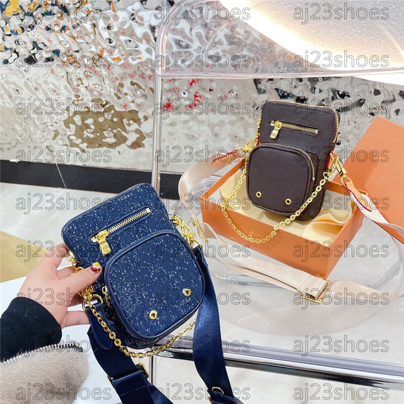 Utility Phone Sleeve Cross Body Bag designer Womens Handbags Purses Monograms canvas zipped pockets canvas strap Denim Luxurys designers Bags
Utility Phone Sleeve Cross Body Bag designer Womens Handbags Purses Monograms canvas zipped pockets canvas strap Denim Luxurys designers Bags