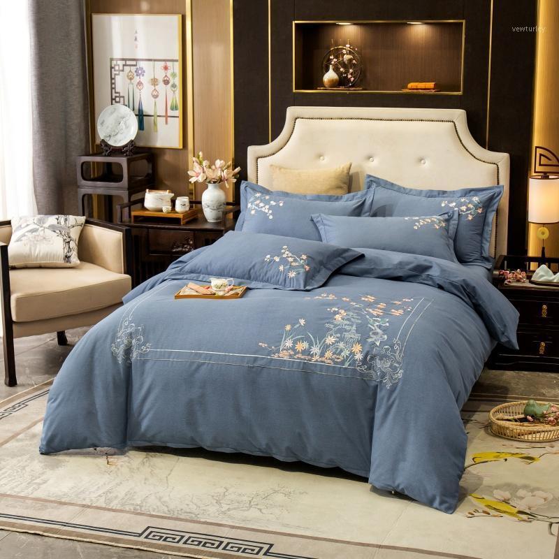 winter thicker embroidery luxury Bedding set queen king size Duvet cover Bed sheet set 600TC egyptian cotton soft 4pcs copy1
winter thicker embroidery luxury Bedding set queen king size Duvet cover Bed sheet set 600TC egyptian cotton soft 4pcs copy1