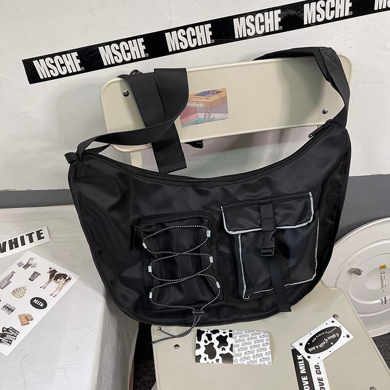 Real Shot Korean Version Of Solid Color Street Hong Kong Style Literary Reflective Women's Shoulder Bag Sports Bag, Black
Real Shot Korean Version Of Solid Color Street Hong Kong Style Literary Reflective Women's Shoulder Bag Sports Bag, Black