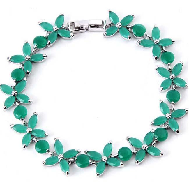 When the copper-plated gold bracelet Korean flower Zircon
When the copper-plated gold bracelet Korean flower Zircon