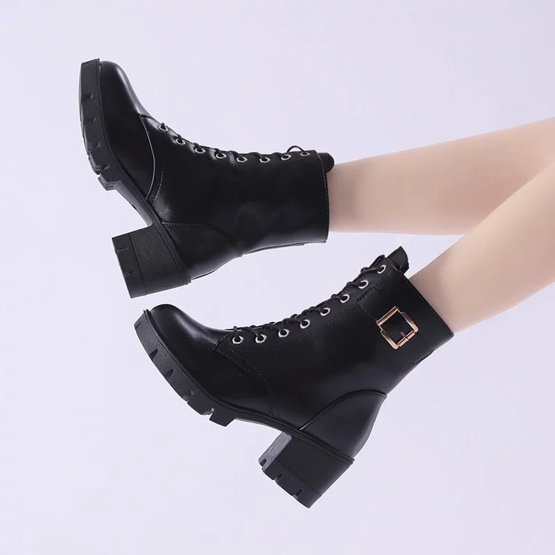 Platform Shoes Women Motorcyle Boots 2020 Winter Fashion Belt Chunky Booties Plush Riding high Heels botas retro mujer 8499N #GG24, Black
Platform Shoes Women Motorcyle Boots 2020 Winter Fashion Belt Chunky Booties Plush Riding high Heels botas retro mujer 8499N #GG24, Black