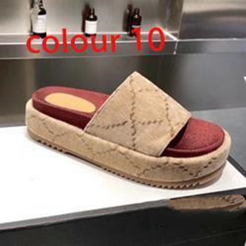 new Designer woman slippers fashion Beach Thick bottom slippers luxury platform Alphabet lady Sandals Leather High heel slippers Large size, Black;red
new Designer woman slippers fashion Beach Thick bottom slippers luxury platform Alphabet lady Sandals Leather High heel slippers Large size, Black;red