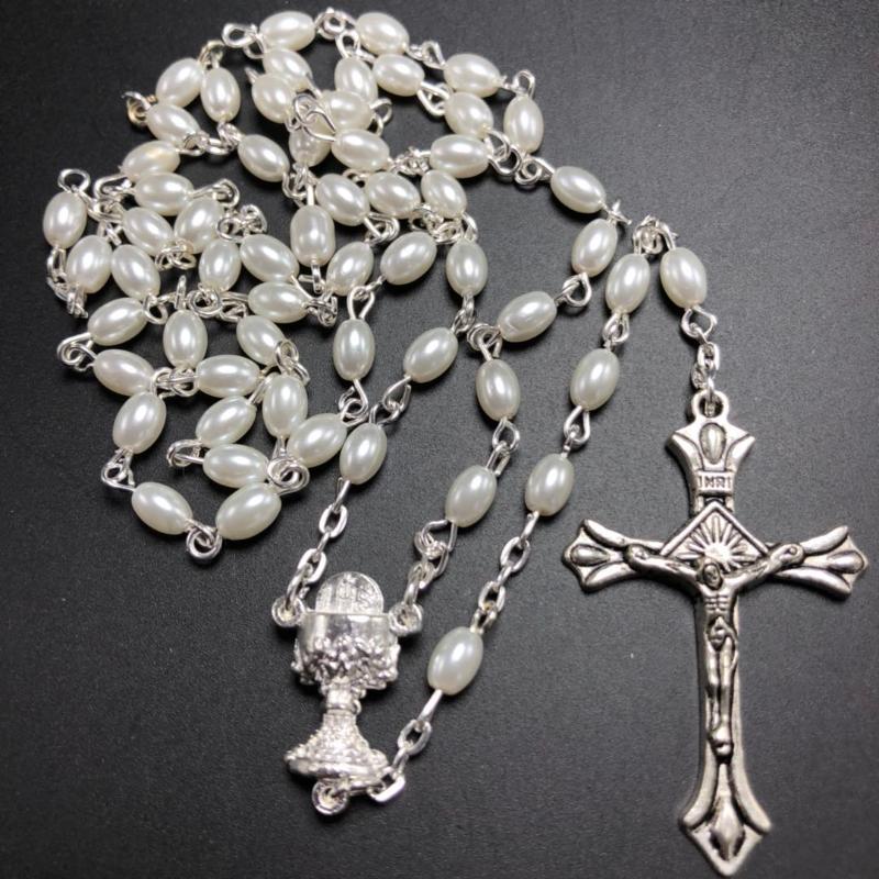 Pendant Necklaces 10pcs/set White 6*4mm Glass Pear Rosary Oval Bead Catholic Rosario Cute Pearl Necklace Chalice Center, Silver
Pendant Necklaces 10pcs/set White 6*4mm Glass Pear Rosary Oval Bead Catholic Rosario Cute Pearl Necklace Chalice Center, Silver