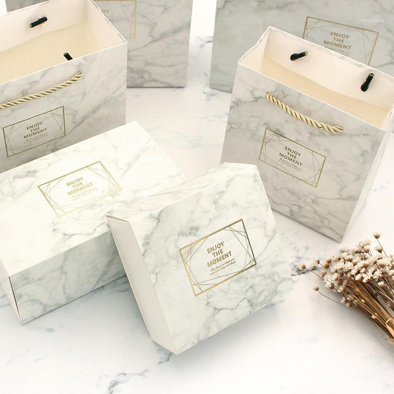 Marble Vintage Gift Bags For Wedding Candy Box Bag Kraft Paper Gift Box Chocolate Boxes Cookies Bag Women Packing Decor Handbags1
Marble Vintage Gift Bags For Wedding Candy Box Bag Kraft Paper Gift Box Chocolate Boxes Cookies Bag Women Packing Decor Handbags1