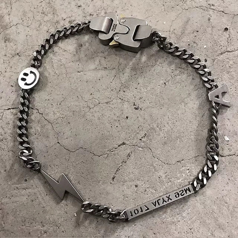 Hero Chain Smiley Pearl Accessories Titanium Steel Metal Fashion Hip Hop ALYX Necklace, Silver
Hero Chain Smiley Pearl Accessories Titanium Steel Metal Fashion Hip Hop ALYX Necklace, Silver