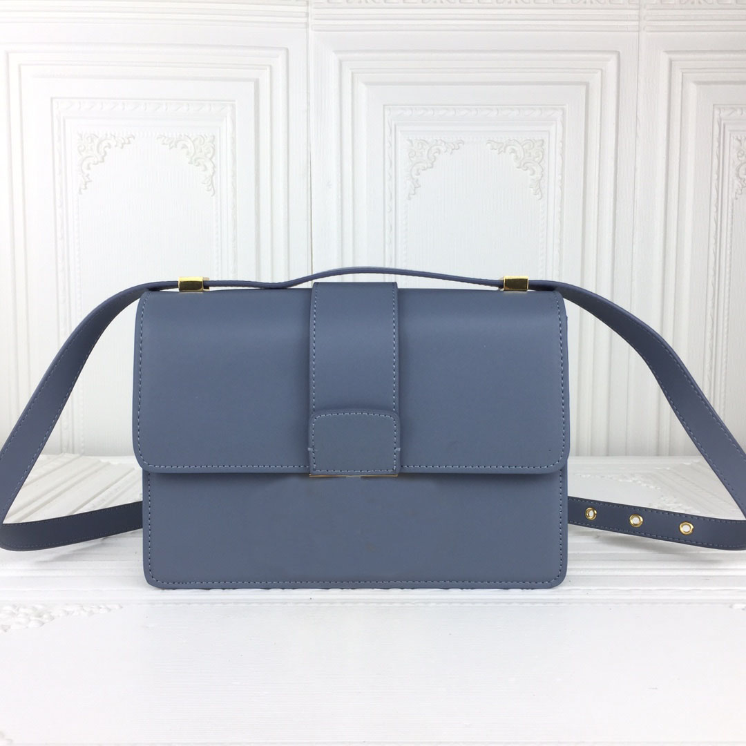 Wholesale luxury designer shoulder bags fashion messenger bag top leather material shoulder bag messenger bag fashion decoration style 9213
Wholesale luxury designer shoulder bags fashion messenger bag top leather material shoulder bag messenger bag fashion decoration style 9213