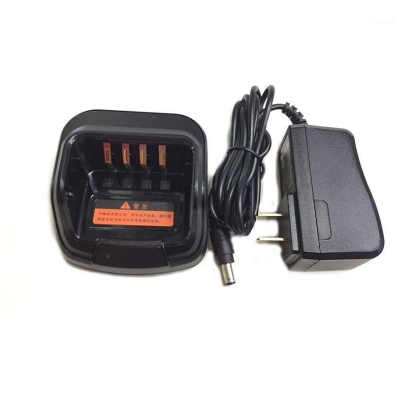 Battery charger BL1504 110 V-240 V for HYT PD500/PD560/PD600/PD660/PD680 radios charger1
Battery charger BL1504 110 V-240 V for HYT PD500/PD560/PD600/PD660/PD680 radios charger1