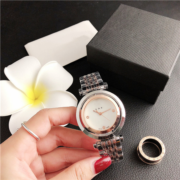 Turntable Quartz Watch Women's Men's Unisex, Style Dial Steel Bands Watchs lady Watches Clock
Turntable Quartz Watch Women's Men's Unisex, Style Dial Steel Bands Watchs lady Watches Clock
