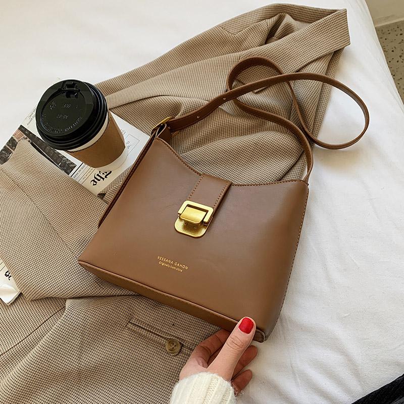 Shoulder Bags French High-quality Small Bag Handbags 2021 Trendy Fashion All-match Underarm Messenger, Black
Shoulder Bags French High-quality Small Bag Handbags 2021 Trendy Fashion All-match Underarm Messenger, Black