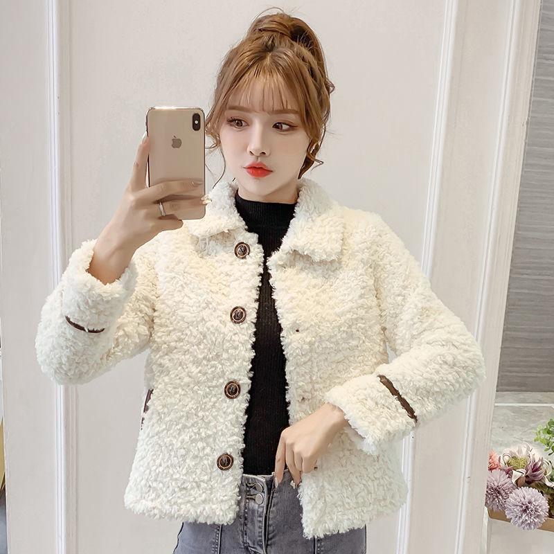 Women 2021 Autumn Winter New Thick Cotton Clothing Female Loose Faux Lambs Wool Coat Female Plush Coat Casual Short Outwear S732, Beige
Women 2021 Autumn Winter New Thick Cotton Clothing Female Loose Faux Lambs Wool Coat Female Plush Coat Casual Short Outwear S732, Beige