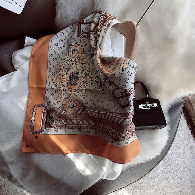 OUOI Light brown printed big square scarf spring and autumn shawl scarf dual-use winter silk wrapper
OUOI Light brown printed big square scarf spring and autumn shawl scarf dual-use winter silk wrapper