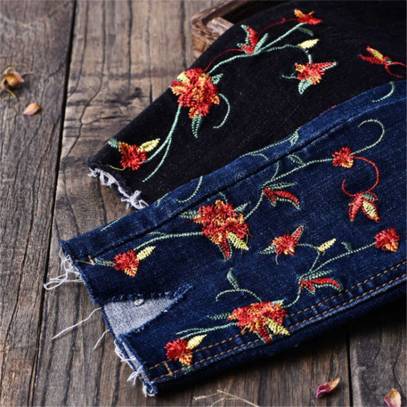 Fashion Slim Stretch Flower Embroidered Jeans For Women Plus Size Female Pencil Denim Pants Mom skinny Casual high waist trouser 201030
