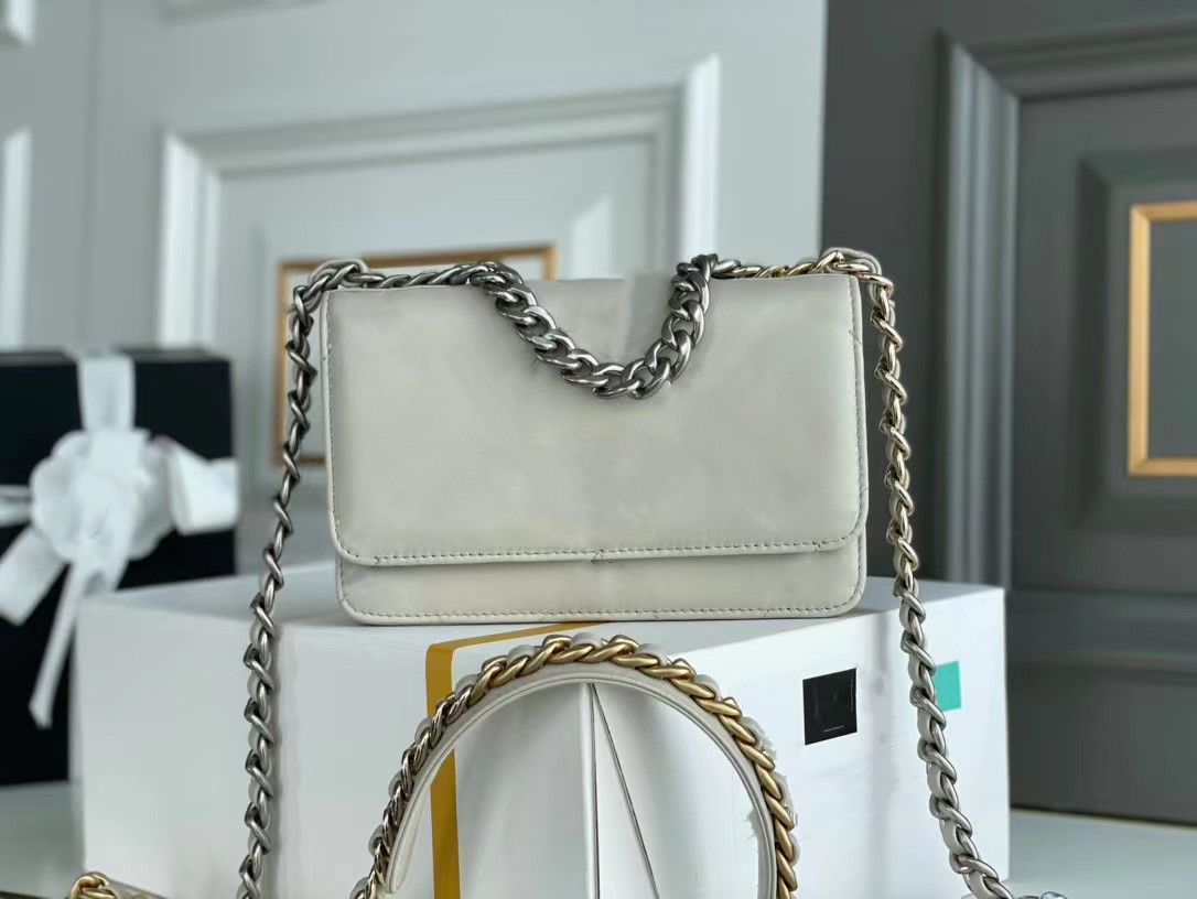 High Quality Leather Washed Shoulder Bag Women Original Handbag Cora Crossbody Tote Cosmetic Bag Luxury Designer Wallet With Case, Package
High Quality Leather Washed Shoulder Bag Women Original Handbag Cora Crossbody Tote Cosmetic Bag Luxury Designer Wallet With Case, Package