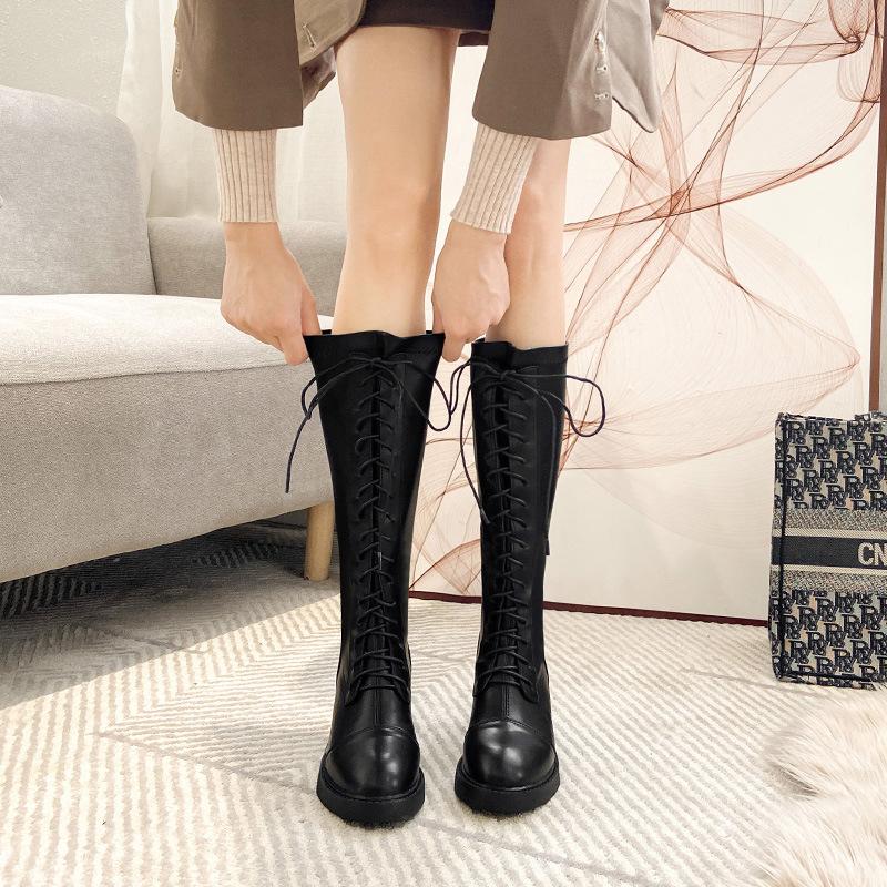 Winter new 2020 women's boots new soft leather stretch boots thick heel lace-up long-tube women's show high, Black inner increase
Winter new 2020 women's boots new soft leather stretch boots thick heel lace-up long-tube women's show high, Black inner increase