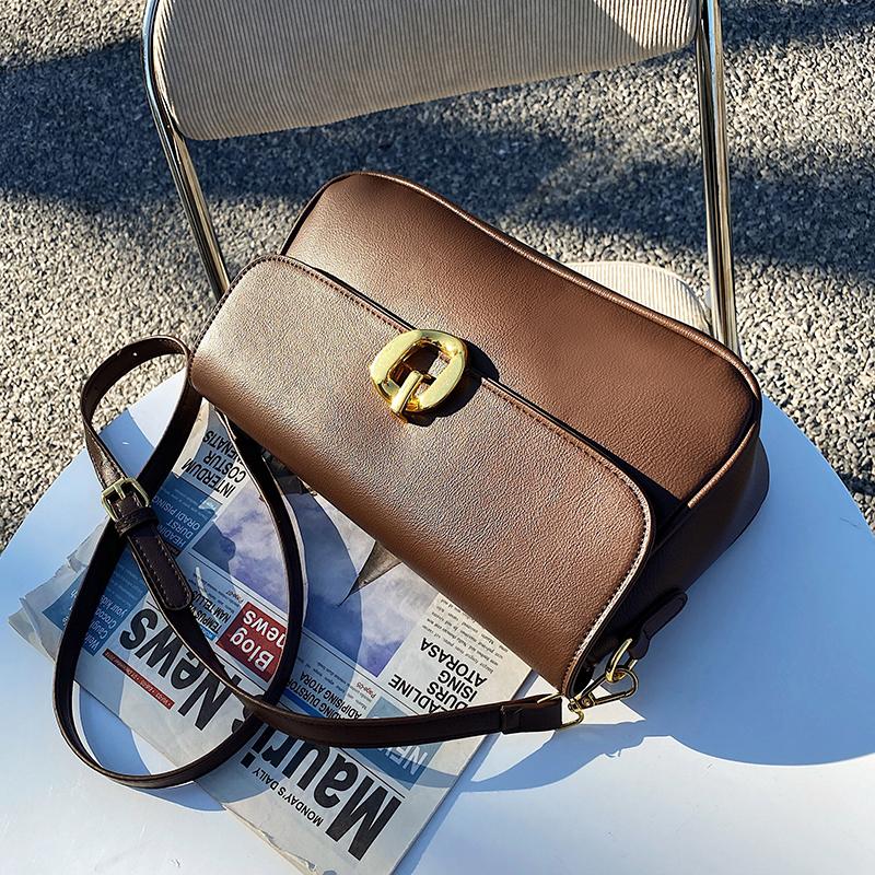 Niche Design Retro Handbags Autumn/winter New Fashion Messenger Bag High-end Western Style Large Capacity Square Bag Width: 29cm, Black
Niche Design Retro Handbags Autumn/winter New Fashion Messenger Bag High-end Western Style Large Capacity Square Bag Width: 29cm, Black