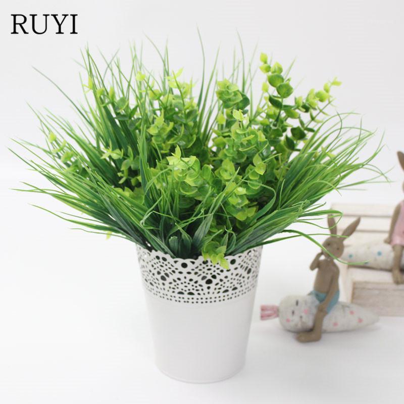 RUYI 1pc Artificial Leaves Large Eucalyptus Leaf Plants Wall Material Decoration Fake Plants For Home Wedding Garden Party Decor1
RUYI 1pc Artificial Leaves Large Eucalyptus Leaf Plants Wall Material Decoration Fake Plants For Home Wedding Garden Party Decor1