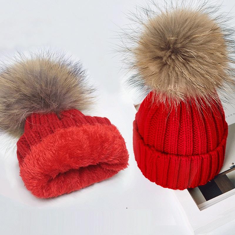 Child winter girl kid thick warm plush knitted beanies cap Women real fur pom pom acrylic striped knitting skullies hat gorros 
Child winter girl kid thick warm plush knitted beanies cap Women real fur pom pom acrylic striped knitting skullies hat gorros