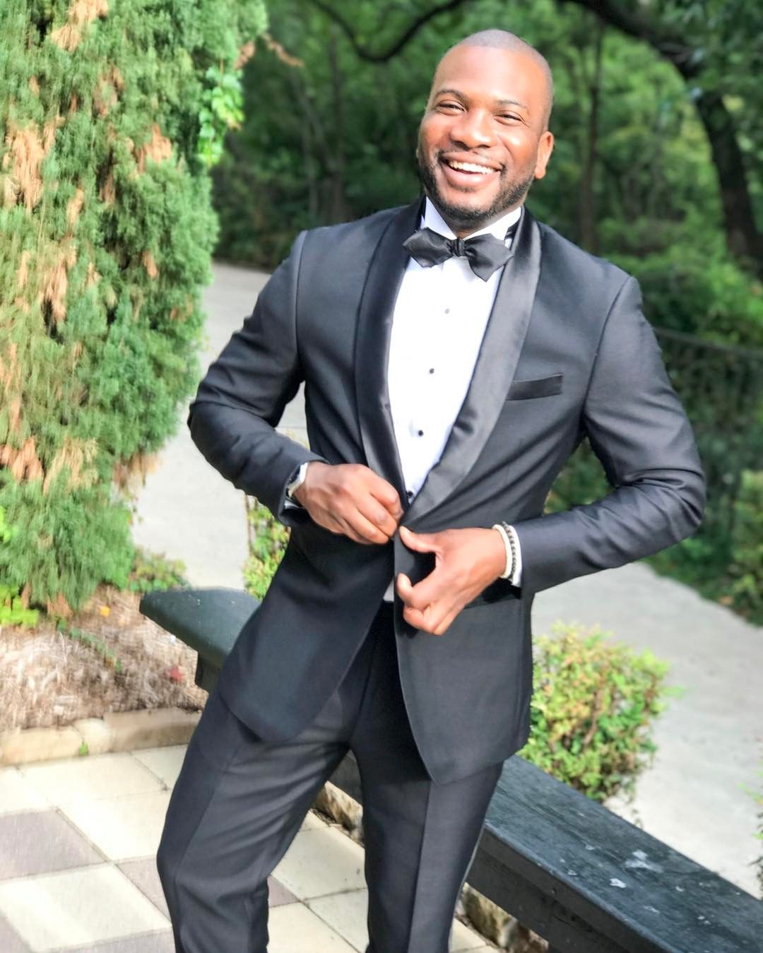 Black Shawl Lapel Groom Wedding Tuxedos Plus Size One Button Mens Groomsmen Designer Jacket Formal Party Prom Suits Wear (Jacket+Pants)