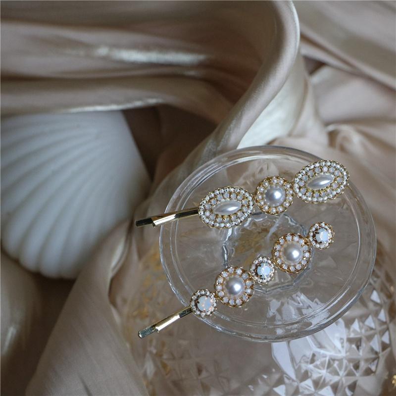 MENGJIQIAO Korean Vintage Baroque Hairpins Pearl Metal Hairgrips Women Girls Barrettes Wedding Hair Accessories Jewelry Gifts
MENGJIQIAO Korean Vintage Baroque Hairpins Pearl Metal Hairgrips Women Girls Barrettes Wedding Hair Accessories Jewelry Gifts