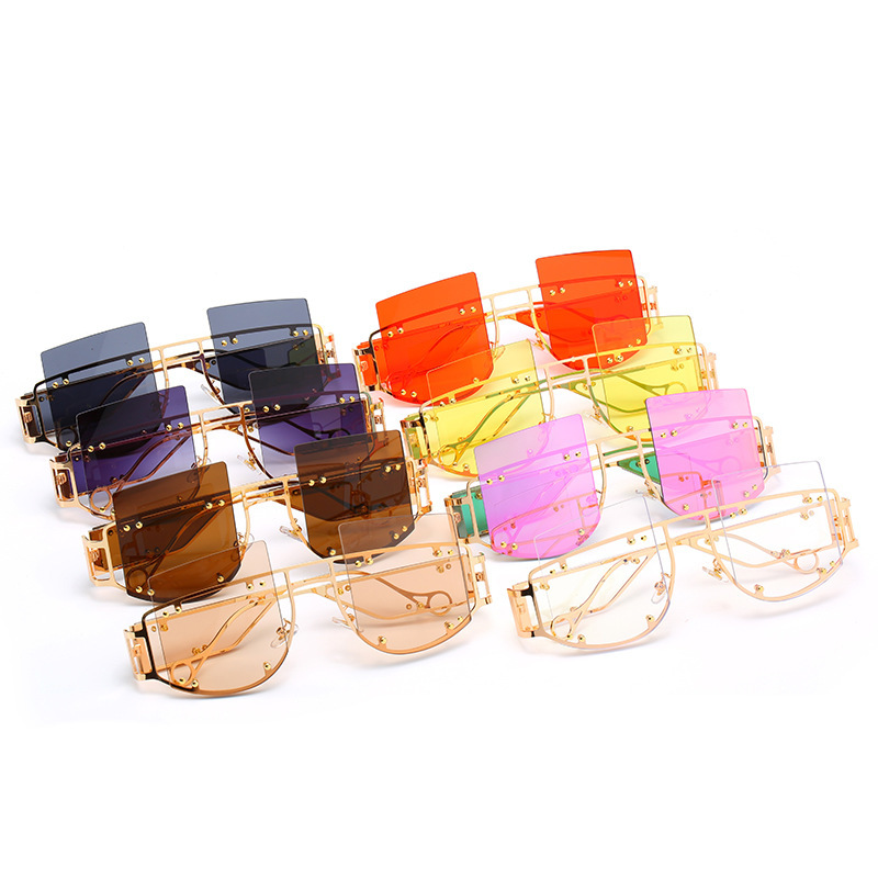 Women's Visor Sunglasses Personalized Rivet Vintage Retro Big Frame One-piece Windproof Glasses Man's Windproof Goggles HD Lens
Women's Visor Sunglasses Personalized Rivet Vintage Retro Big Frame One-piece Windproof Glasses Man's Windproof Goggles HD Lens