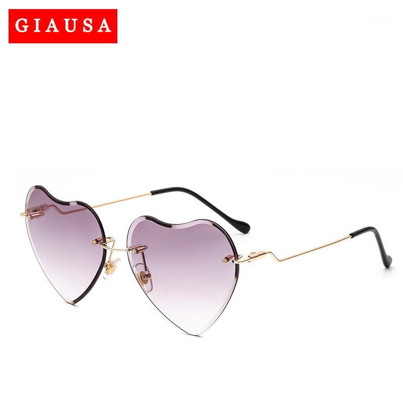 2020 New Retro Heart Shaped Sunglasses Women's Designer Designer Candy Gradient Sunglasses Outdoor Glasses Party De Sol1
2020 New Retro Heart Shaped Sunglasses Women's Designer Designer Candy Gradient Sunglasses Outdoor Glasses Party De Sol1