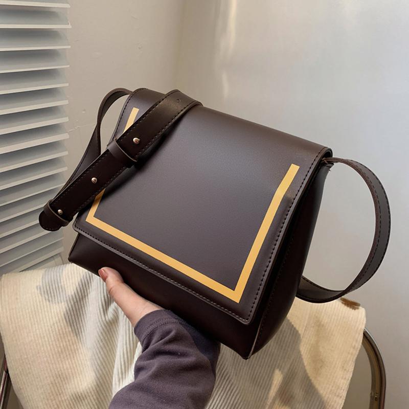 Vintage Leather Shoulder Crossbody Bags for Women 2021 New Brand Design Handbag Ladies Messenger Bags Female Purses High Quality, Black
Vintage Leather Shoulder Crossbody Bags for Women 2021 New Brand Design Handbag Ladies Messenger Bags Female Purses High Quality, Black