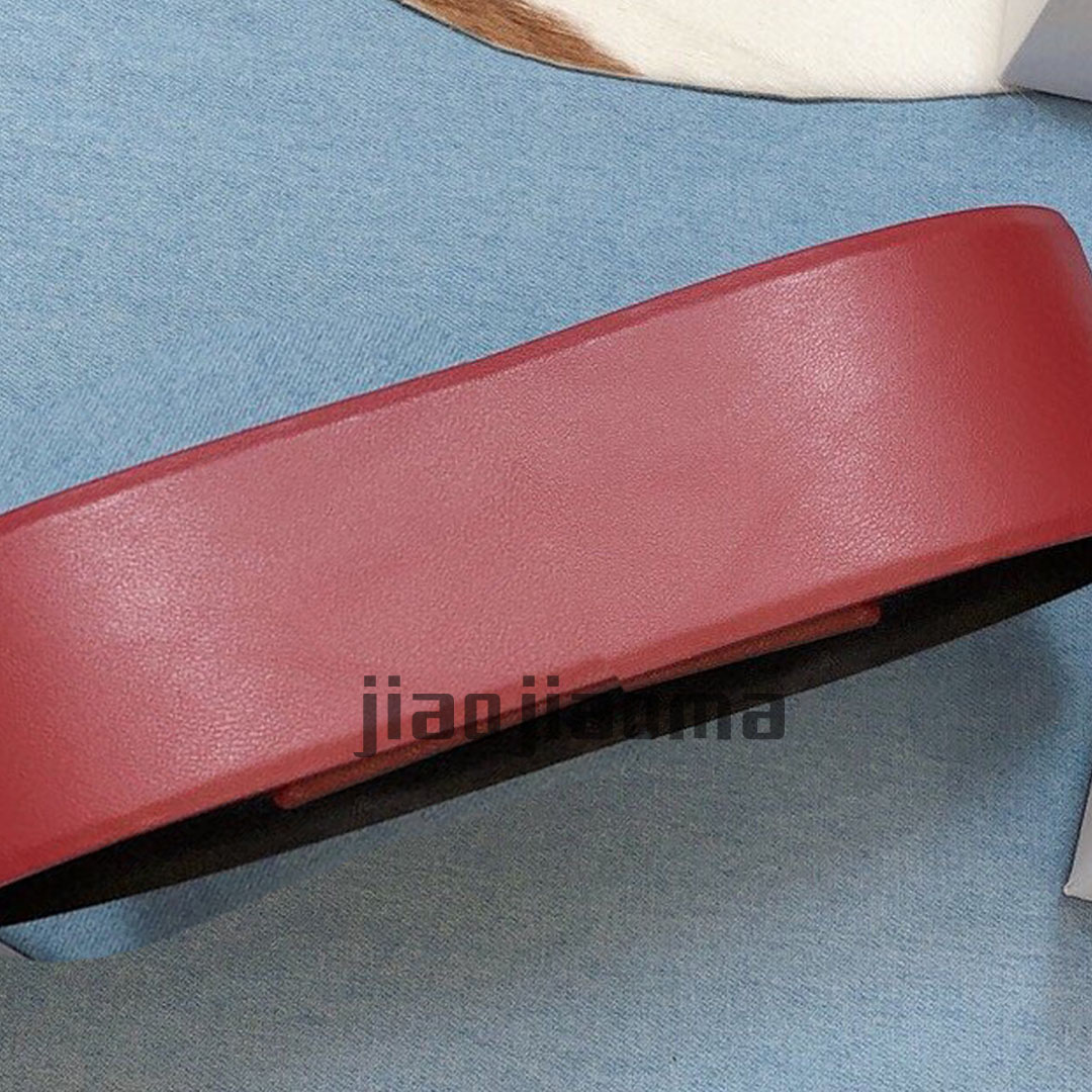 Belts Womens Belts luxur Design Belt Women Belts Pairs Genuine Leather Gold Smooth Buckle New style genuine woman luxury woman free shipping, No box
Belts Womens Belts luxur Design Belt Women Belts Pairs Genuine Leather Gold Smooth Buckle New style genuine woman luxury woman free shipping, No box