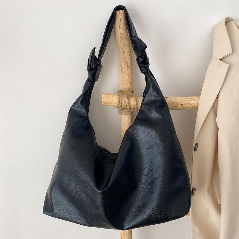 Vintage PU Leather Shoulder Women's Bag Designers Luxury Handbags For Female Top-handle Pack Fashion Sac A Main Bandolera Mujer, Black
Vintage PU Leather Shoulder Women's Bag Designers Luxury Handbags For Female Top-handle Pack Fashion Sac A Main Bandolera Mujer, Black