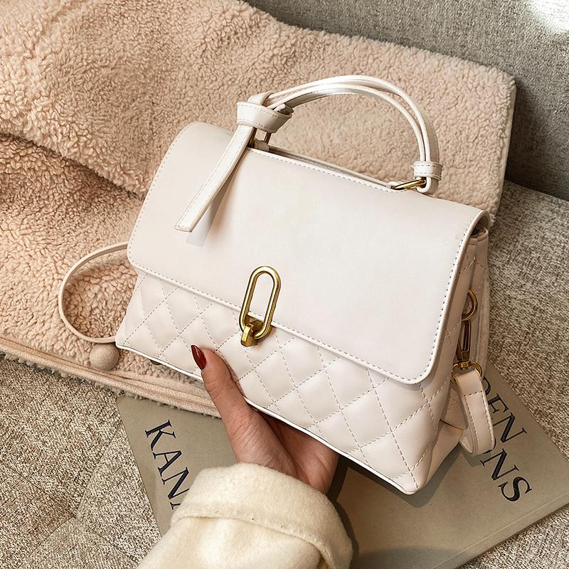Niche Design 2021 Different Packages Large-capacity Diamond Square Bag Handbag Dual-use Bag Width: 25cm, Black
Niche Design 2021 Different Packages Large-capacity Diamond Square Bag Handbag Dual-use Bag Width: 25cm, Black