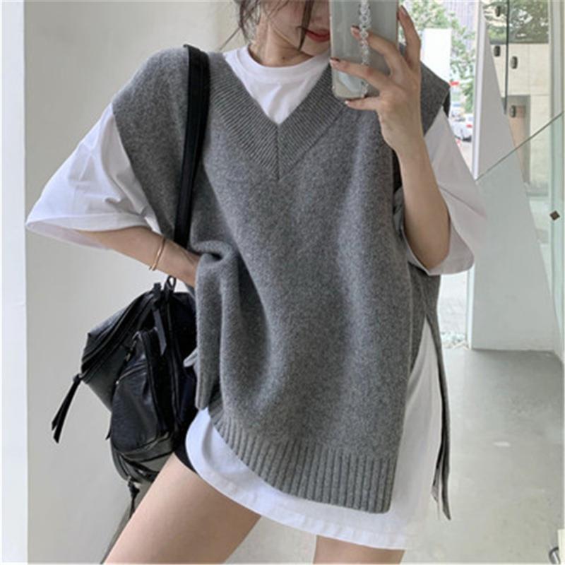 Women's Vests Casual Loose Split Sweaters Women 2022 V-neck Solid Sleeveless Knitted Pullovers Female Streetwear Autumn Winter ZY5209, Black;white
Women's Vests Casual Loose Split Sweaters Women 2022 V-neck Solid Sleeveless Knitted Pullovers Female Streetwear Autumn Winter ZY5209, Black;white