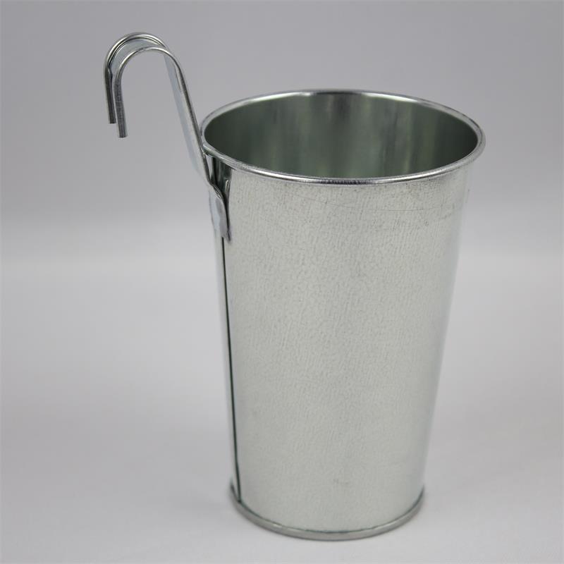 D8xH11CM Wholesale Hook Planter Galvanized Rustic Hanging bucket Hanging Planter Iron pots metal Planter Old Antique Style
D8xH11CM Wholesale Hook Planter Galvanized Rustic Hanging bucket Hanging Planter Iron pots metal Planter Old Antique Style