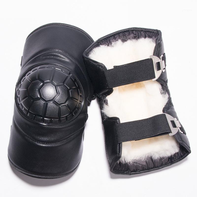 Cow Leather 2cm thick Warm wool lining Motorcycle Scooter Kneepad ATV ski Motocross knee protectors riding protective Gears1
Cow Leather 2cm thick Warm wool lining Motorcycle Scooter Kneepad ATV ski Motocross knee protectors riding protective Gears1