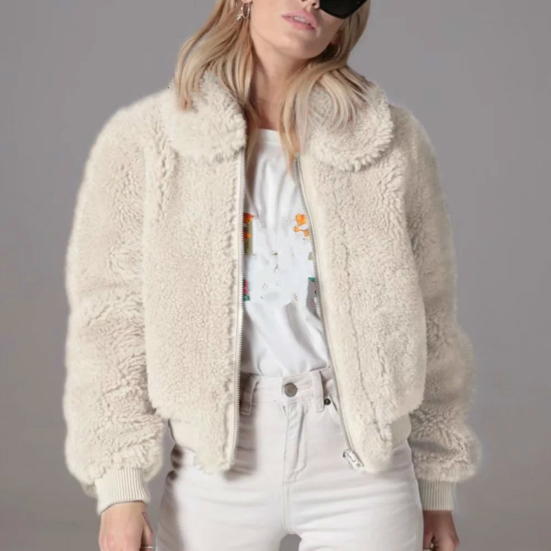 Female Fashion Imitation Hot Teddy Thickening Jacket 2021 Winter Oversized Girl Outerwear with Nervuras Fur Parka Fluffy X4ek, White
Female Fashion Imitation Hot Teddy Thickening Jacket 2021 Winter Oversized Girl Outerwear with Nervuras Fur Parka Fluffy X4ek, White