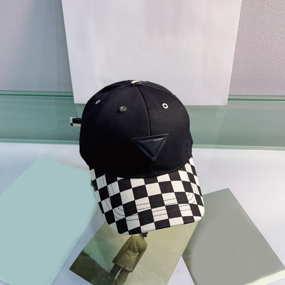 Baseball cap lattice luxurys designers fashion sports sunshade caps men's women's outdoor travel lightweight convenient sunscreen sun hat casual summer vacation, White
Baseball cap lattice luxurys designers fashion sports sunshade caps men's women's outdoor travel lightweight convenient sunscreen sun hat casual summer vacation, White