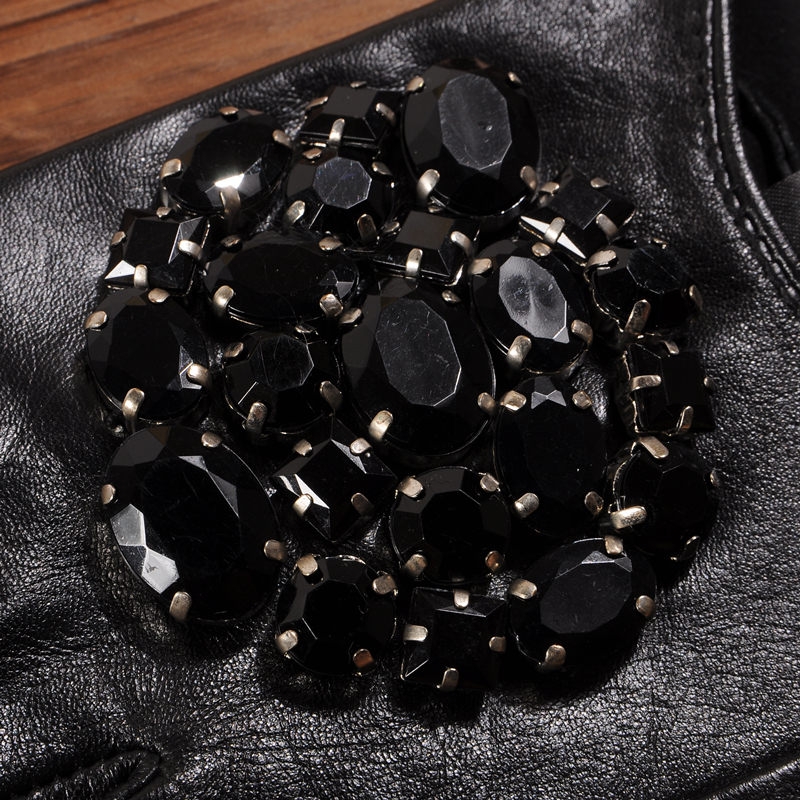 Gours Winter Genuine Leather Gloves Women Fashion Black Stone Driving Fingerless Gloves Ladies Goatskin Mittens 201104