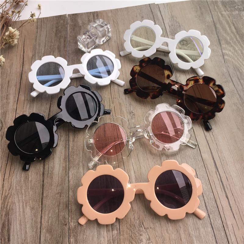 New Toddler Summer Kids Baby Girls Beach Sunglasses Child Baby Sun Outdoor Wear Sunflower Glasses Kids Gift UV4001
New Toddler Summer Kids Baby Girls Beach Sunglasses Child Baby Sun Outdoor Wear Sunflower Glasses Kids Gift UV4001