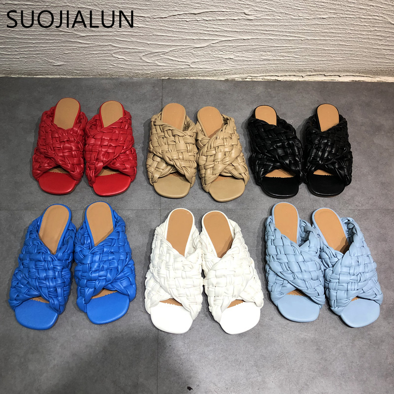 SUOJIALUN 2021 New Brand Flat Slippers Women Weave Slides Sandal Summer Outdoor Beach Open Toe Flip Flops Ladies Home Slippers C0128, Black
SUOJIALUN 2021 New Brand Flat Slippers Women Weave Slides Sandal Summer Outdoor Beach Open Toe Flip Flops Ladies Home Slippers C0128, Black