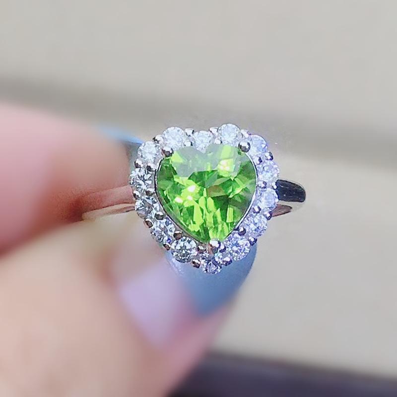 Cluster Rings Natural Real Green Peridot Ring Love Heart Style Per Jewelry 925 Sterling Silver 8*8mm 2ct Gemstone Fine J210405, Golden;silver
Cluster Rings Natural Real Green Peridot Ring Love Heart Style Per Jewelry 925 Sterling Silver 8*8mm 2ct Gemstone Fine J210405, Golden;silver