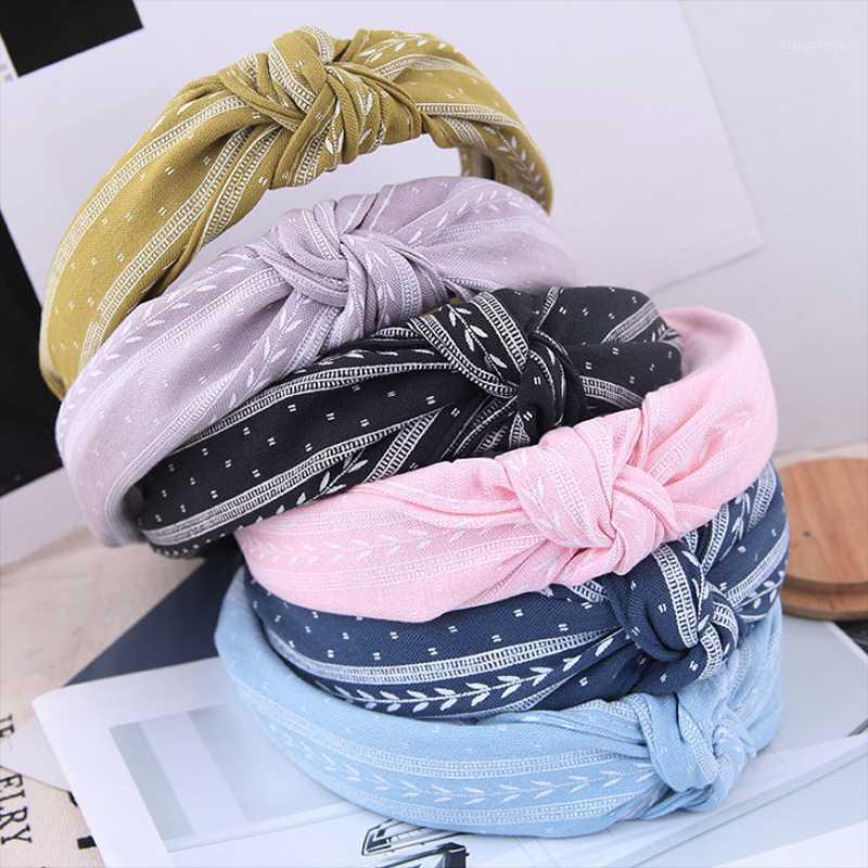 Hair Clips & Barrettes Fashion Leave Fabric Hairband Sweet Top Knot Headband Hoop For Women Girls Korean Simple Bow Accessories Jewelry Head, Golden;silver
Hair Clips & Barrettes Fashion Leave Fabric Hairband Sweet Top Knot Headband Hoop For Women Girls Korean Simple Bow Accessories Jewelry Head, Golden;silver