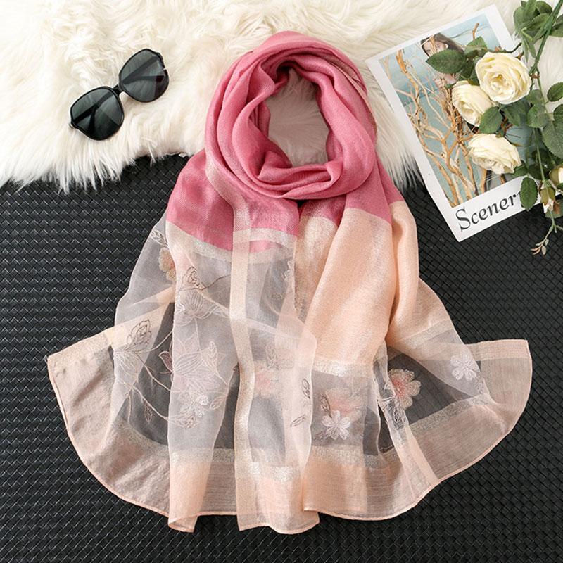 Hot Sale 2020 Women Silk Wool Scarf Warm Shawls Lady Wraps Bufanda Floral Embroidery Scarves Foulard Bandana Hijab
Hot Sale 2020 Women Silk Wool Scarf Warm Shawls Lady Wraps Bufanda Floral Embroidery Scarves Foulard Bandana Hijab