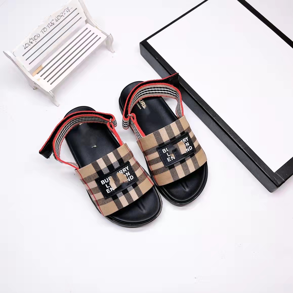 kid sandal shoe designer fashion black summer slides shoes wholesale child toddler house slippers eu 26-35 send with box, Black;red
kid sandal shoe designer fashion black summer slides shoes wholesale child toddler house slippers eu 26-35 send with box, Black;red