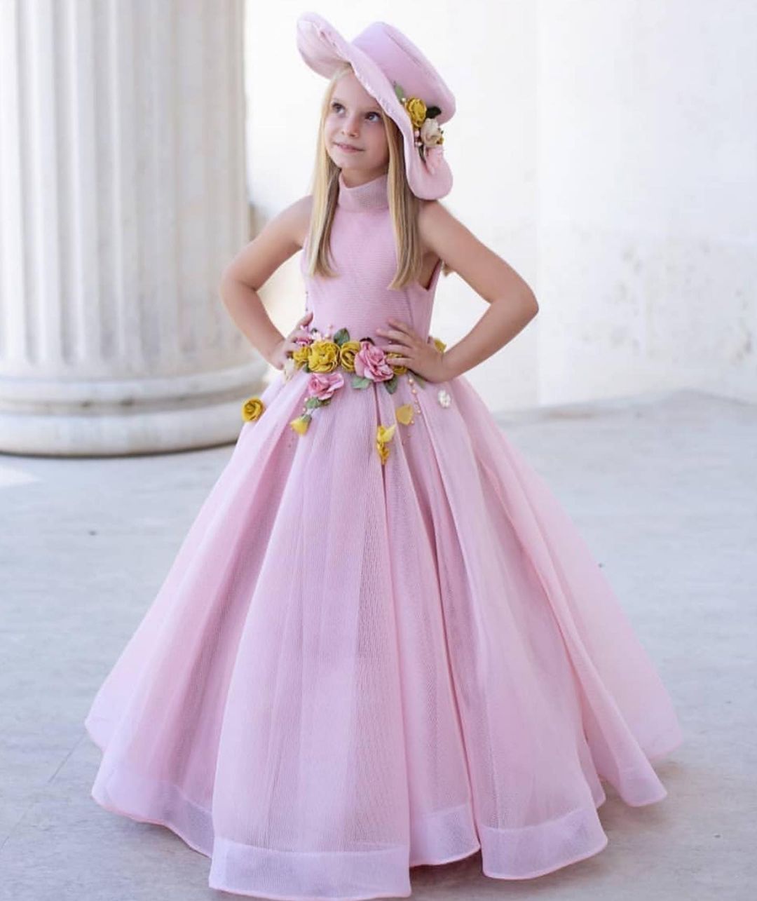 pink eelgeant flower girl dresses hand made flowers tulle little girl wedding dresses cheap communion pageant dresses gowns zj619