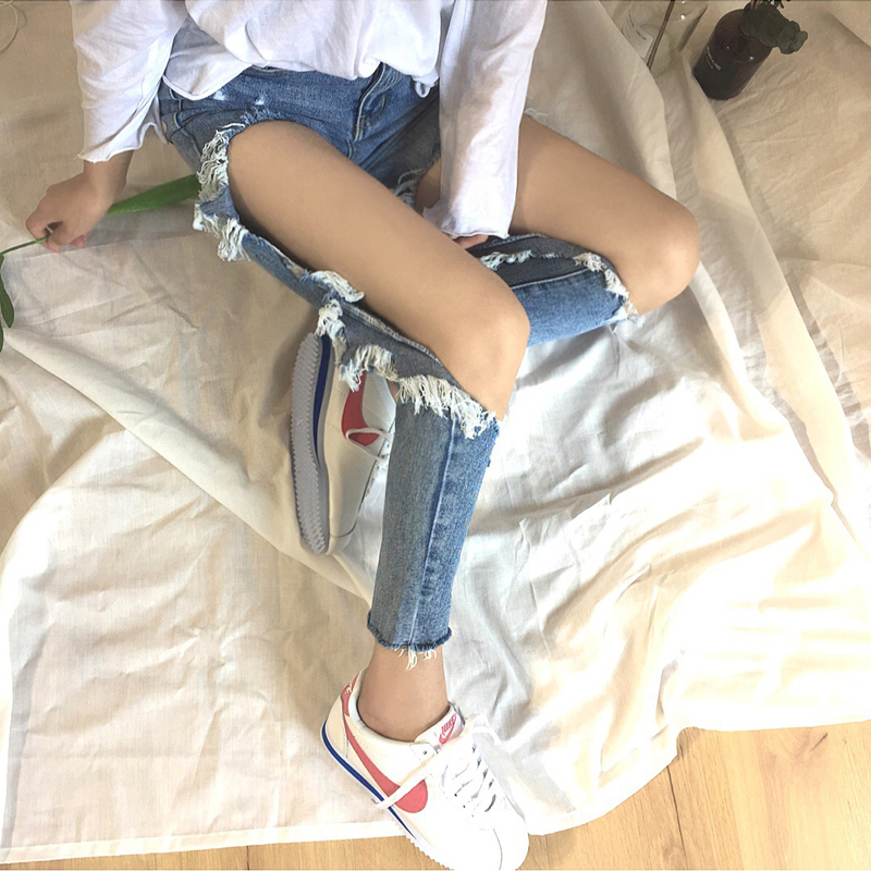 WITHZZ Ripped Jeans Ins Recommended Women's Loose Thin Jeans Women Pants Breeches Overalls Vintage Female Torn Trousers 201109