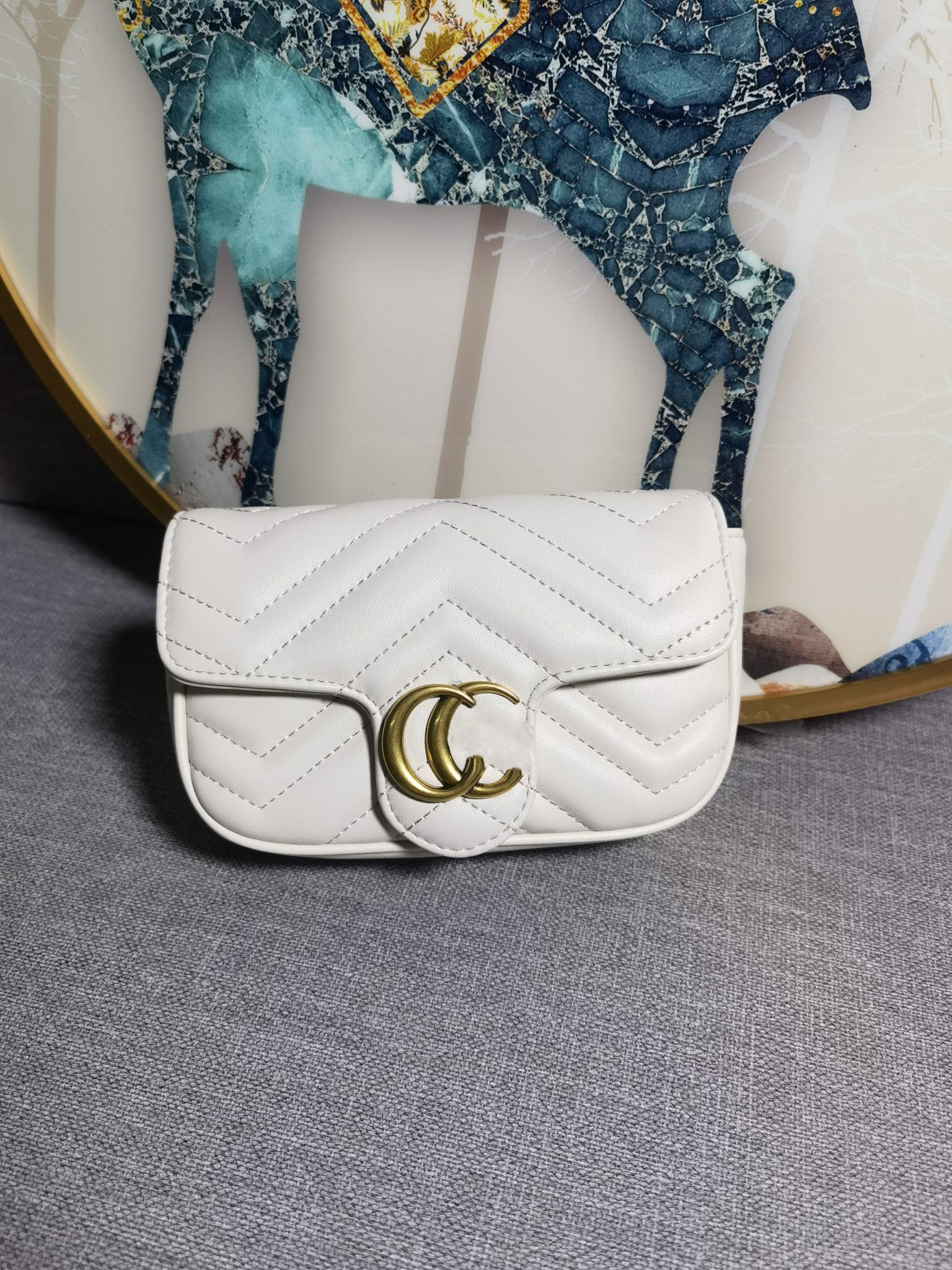 Designer luxury shopping bags for men and women hand-nominated brand fashion shoulder bag letter and flower pattern classic style opening top-quality 476433
Designer luxury shopping bags for men and women hand-nominated brand fashion shoulder bag letter and flower pattern classic style opening top-quality 476433