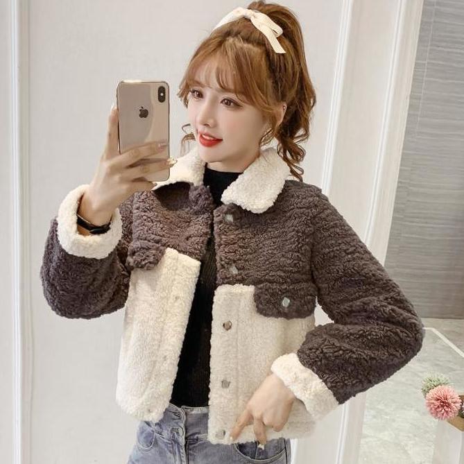 Women 2021 Autumn Winter New Fashion Thick Warm Clothing Female Casual Faux Lambs Wool Coat Ladies Plush Short Outerwear S734, Red
Women 2021 Autumn Winter New Fashion Thick Warm Clothing Female Casual Faux Lambs Wool Coat Ladies Plush Short Outerwear S734, Red