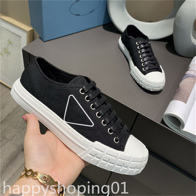 2021 men and women Pink Wheel Cassetta sneakers low-top fabric casual canvas wheel seam Lerren shoes low-top stylist sneakers, Black
2021 men and women Pink Wheel Cassetta sneakers low-top fabric casual canvas wheel seam Lerren shoes low-top stylist sneakers, Black