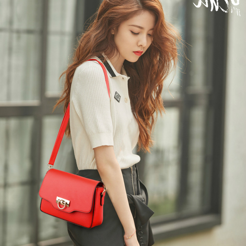 Flap Fashion Handbags Female Bags Woman Bag Sac Shoulder Bag Classic High Quality Urban Lady Pu Leather New Trend Special Style 2020, Black
Flap Fashion Handbags Female Bags Woman Bag Sac Shoulder Bag Classic High Quality Urban Lady Pu Leather New Trend Special Style 2020, Black