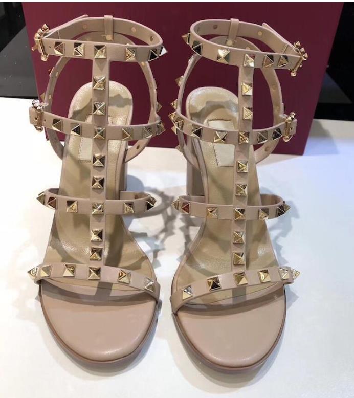 2020 women leather stud sandals T-strap sandal summer High Heels rivets shoes Ladies Sexy party shoes with box, A3
2020 women leather stud sandals T-strap sandal summer High Heels rivets shoes Ladies Sexy party shoes with box, A3