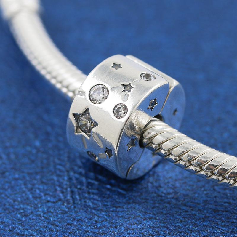 2022 Winter 925 Sterling Silver Galaxy Star Clip Stopper Charm Bead Fits European Jewelry Charm Bracelets
2022 Winter 925 Sterling Silver Galaxy Star Clip Stopper Charm Bead Fits European Jewelry Charm Bracelets