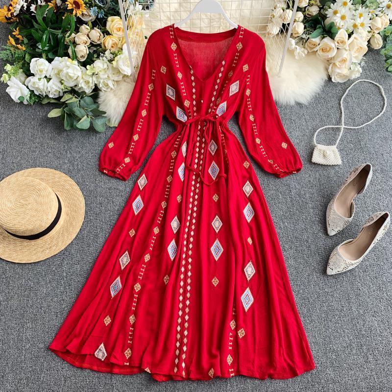 autumn vacation ethnic style womens dress 2021 new female fashion embroidery long sleeve frenulum slim long dresses vestidos, Black;gray
autumn vacation ethnic style womens dress 2021 new female fashion embroidery long sleeve frenulum slim long dresses vestidos, Black;gray